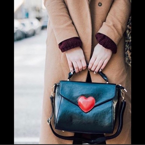 SUPER SALE❤️Beautiful heart satchel bag black - Picture 2 of 2